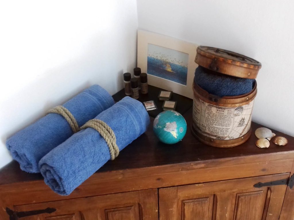 Suite Marina toallas y productos de acogida